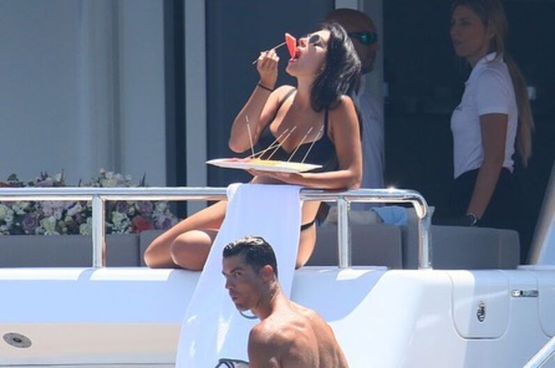 Cristiano Ronaldo, Georgina Rodríguez, iate, luxo, sul de frança, saint tropez