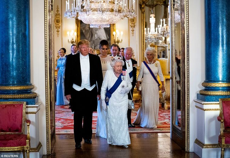 Donald Trump e a rainha Isabel II