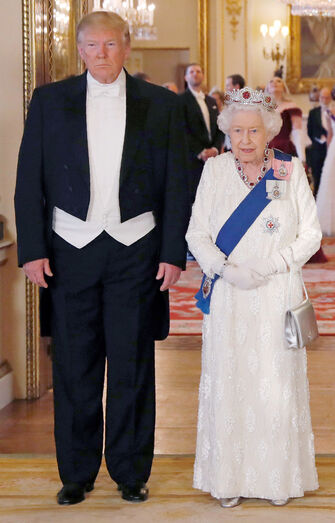 Donald Trump e a rainha Isabel II