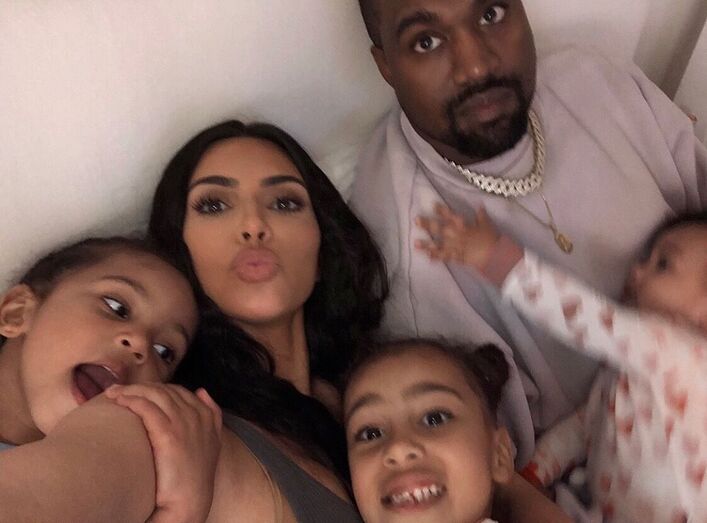 Kim Kardashian, Kanye West, filhas
