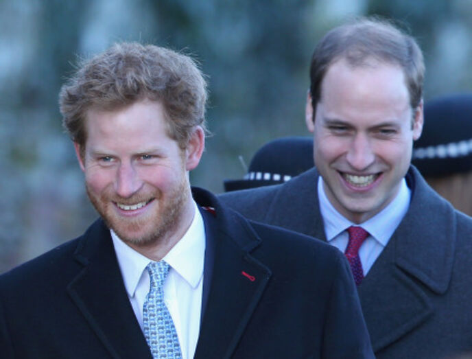 William, Harry , Meghan e Kate