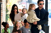 Brad Pitt e Angelina Jolie e a família