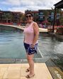 Dolores Aveiro na piscina