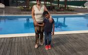 Dolores Aveiro na piscina