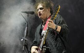 Tempo de rock! Alive arranca com The Cure