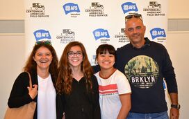 Candidaturas abertas para acolher uma nova cultura em família