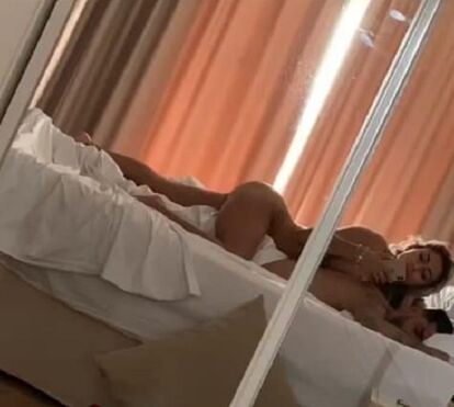 Depois de ter reatado com a ex, Gonçalo Quinaz tem novo amor e há fotos deles na cama todos nus 