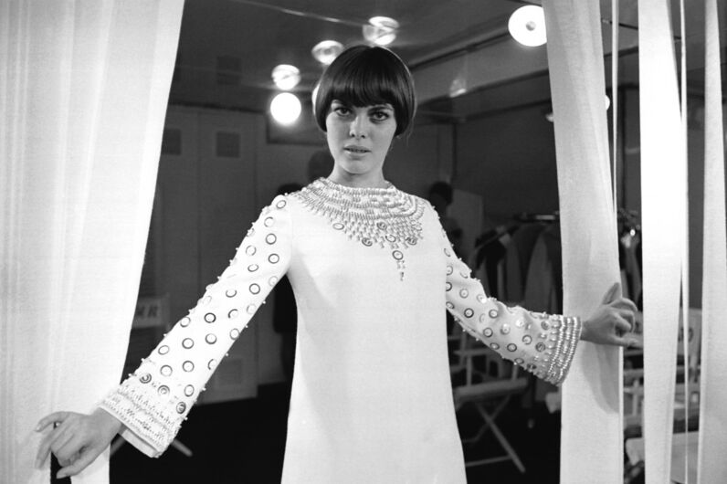  Mireille Mathieu