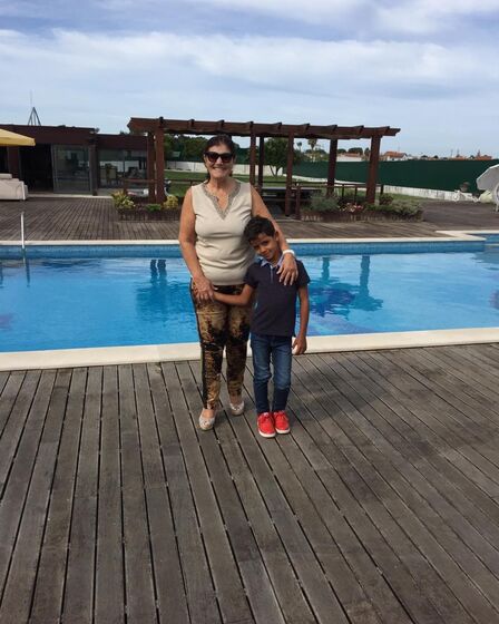 Dolores Aveiro na piscina