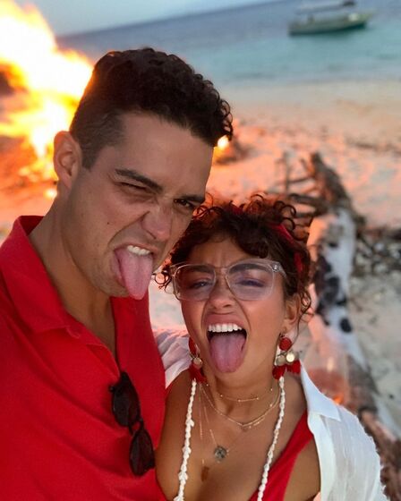 Sarah Hyland, Wells Adams