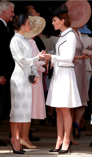Cerimónia da jarreta, Kate Middleton, Camilla Parker Bowles