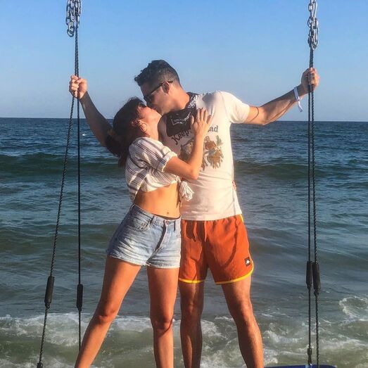 Sarah Hyland, Wells Adams