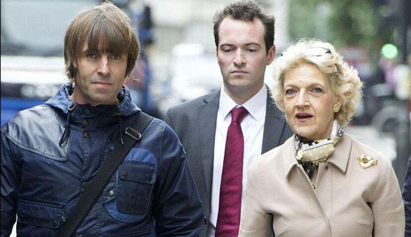 Fiona Shackleton de Belgravia