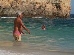 António Costa, Fernanda Tadeu, praia, lagoa, carvoeiro, férias, primeiro-ministro, governo, ps