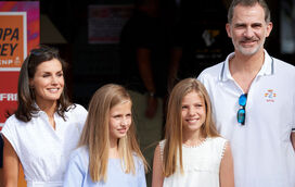Reis de Espanha, Felipe e Letizia, de férias em Maiorca debaixo de polémica