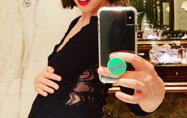 Depois de aborto dramático, Milla Jovovich grávida aos 43 anos