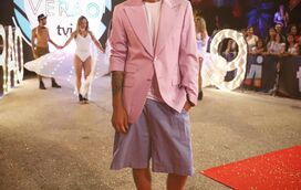 Vintém recorda falecido Angélico com música dos D'ZRT