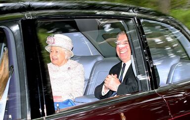 Funeral Jeffrey Epstein, rainha Isabel II, Príncipe André