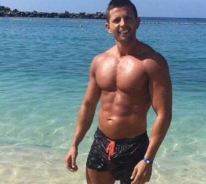 Meu Deus! Este é o padre mais sexy de Portugal e dá missa em Caminha