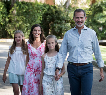 Levantam-se vozes! Letizia infantiliza a princesa Leonor: 'Veste-a como se ela ainda fosse uma criança'