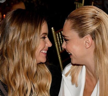 Será? Cara Delevingne e Ashley Benson casaram em Las Vegas em segredo