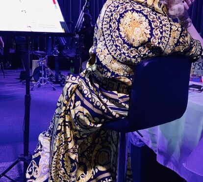 A rainha faz anos! Madonna celebra aniversário em festa com muito álcool e música