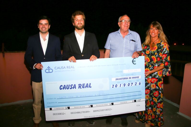 Tourada Real, d. duarte pio, isabel de herédia, afonso, maria francisca, dinis, real tertúlia tauromáquica, salvaterra de magos 
