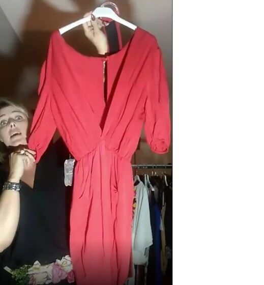 Cantora Micaela, polémica, penhoras, banca, negócio, venda de roupa, internet