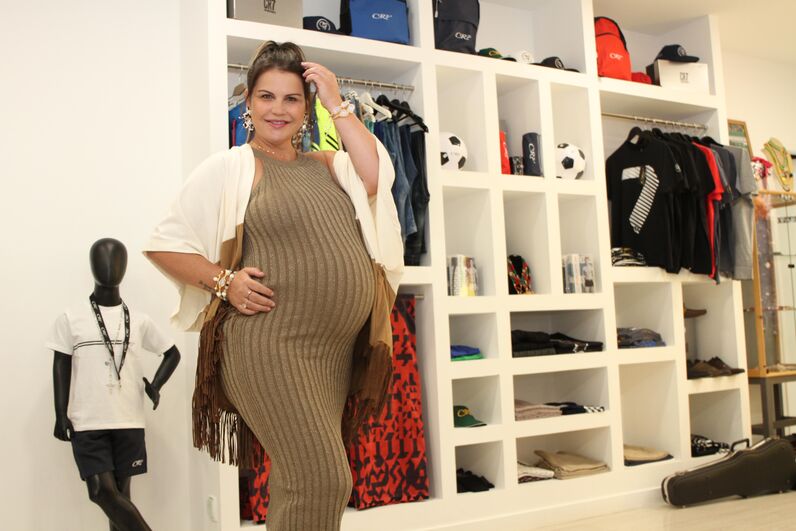 Katia Aveiro, Dolores Aveiro, Elma Aveiro, loja cr7