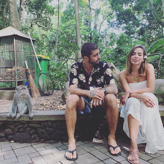 Anitta, Pedro Scooby