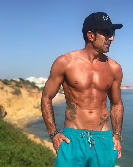 Luis Figo 