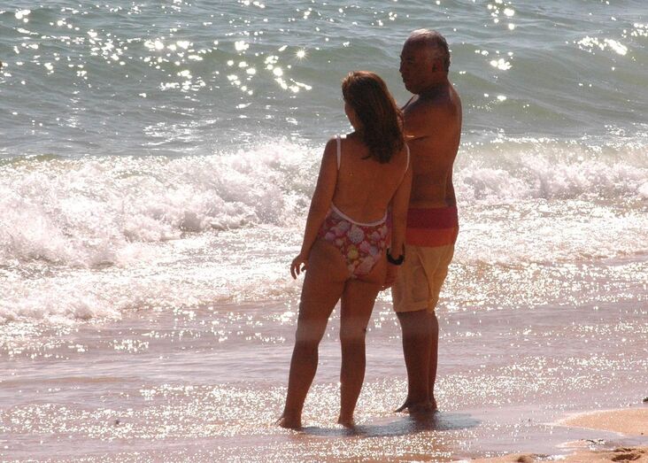 António Costa, Fernanda Tadeu, praia, lagoa, carvoeiro, férias, primeiro-ministro, governo, ps