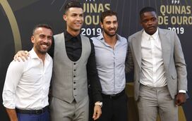 Gala das Quinas de Ouro reúne quase todos os craque do futebol no Pavilhão Carlos Lopes