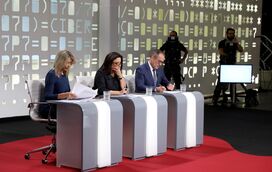 2 políticos, 3 jornalistas