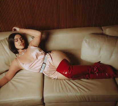 Ela está-se a marimbar para o peso! Cleo Pires continua a despir-se e a exibir curvas 