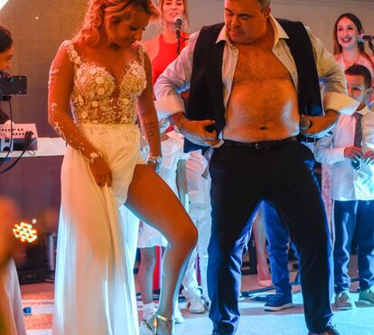 Festa de arromba não ficou nada cara! Toy revela quanto gastou no casamento com Daniela... no meio das 'borlas'