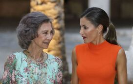 Férias em Maiorca: a paixão da rainha Sofia é um sacrifício para Letizia