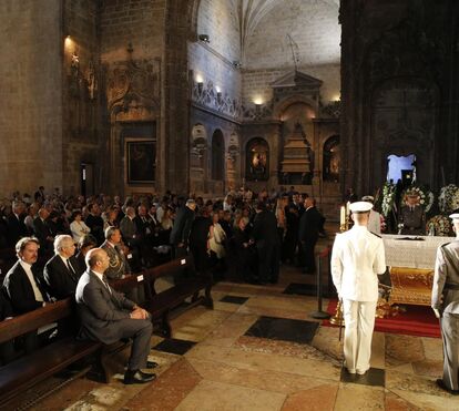 Jerónimos enche-se de individualidades para despedida a Diogo Freitas do Amaral
