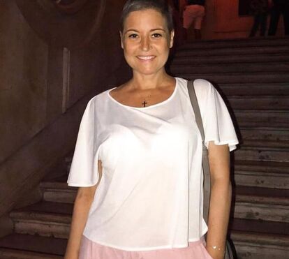 Depois de uma longa batalha! Morreu a mulher que ajudava doentes com cancro 