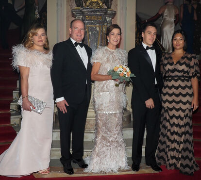 Noite de gala! As imagens da família real monegasca em festa exclusiva