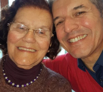 Mãe de João Baião morre exatamente 9 anos depois do pai do apresentador
