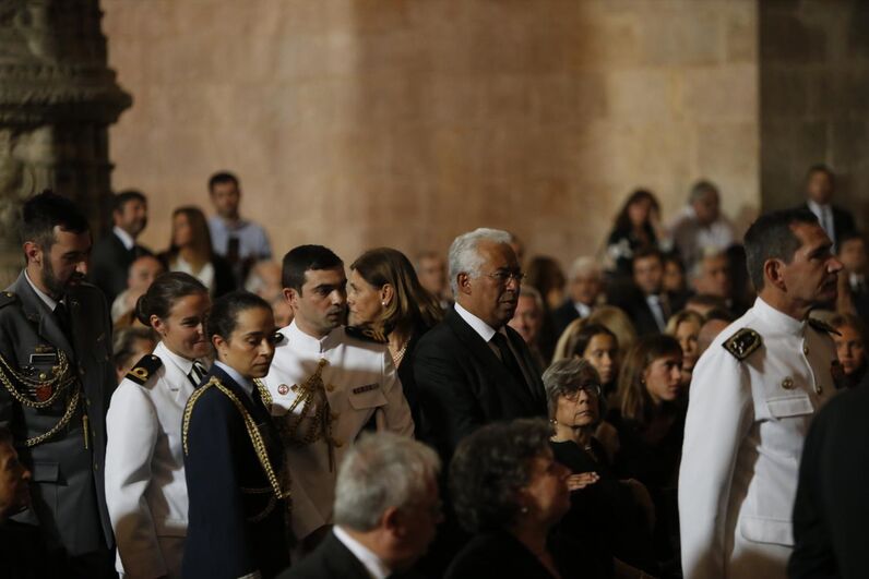 Diogo Freitas do amaral, morte, ministro negócios estrangeiros, funeral, família, cascais, cemitério da Guia
