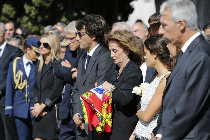 Diogo Freitas do amaral, morte, ministro negócios estrangeiros, funeral, família, cascais, cemitério da Guia