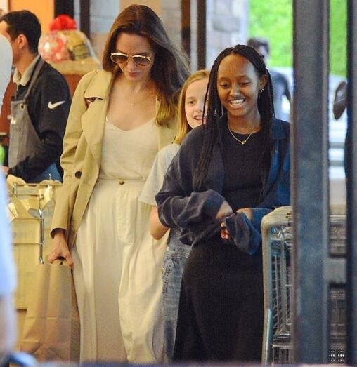 Angelina Jolie, Brad Pitt, Filhos
