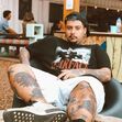 Carolina Deslandes, Agir