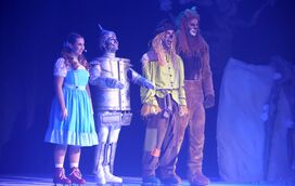 Foi assim a estreia de 'Feiticeiro de Oz no Gelo' que juntou muitas caras conhecidas