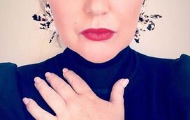 Katia Aveiro parte a loiça toda e "desanca" quem lhe pede ajuda