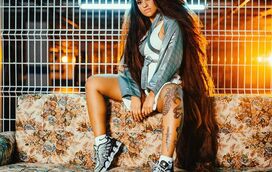 Blaya continua a causar polémica! Cantora mostra-se despida e é criticada: "Demasiado vulgar"