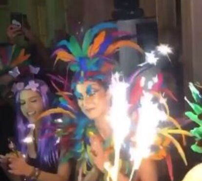 Entre na festa de aniversário de Sara Salgado... cheia de amigos famosos