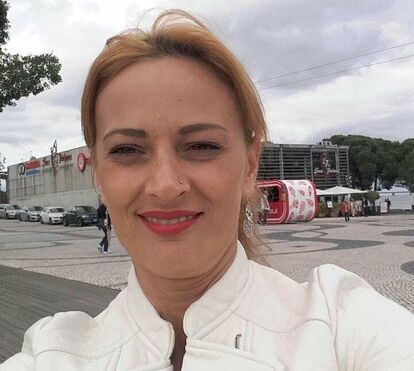 Striper Mónica acusa Pedro Teixeira de lhe ter dado palmadas no rabo e dentadas